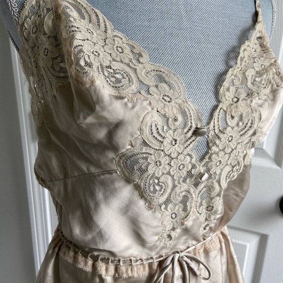 SOLD VINTAGE DIOR Lingerie Romper lace Slip - Picture 2 of 10